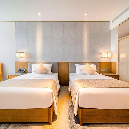 Wyndham Shiyan Downtown Hotel Екстериор снимка