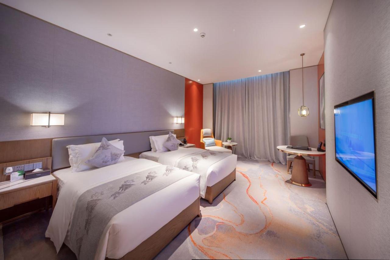 Wyndham Shiyan Downtown Hotel Екстериор снимка