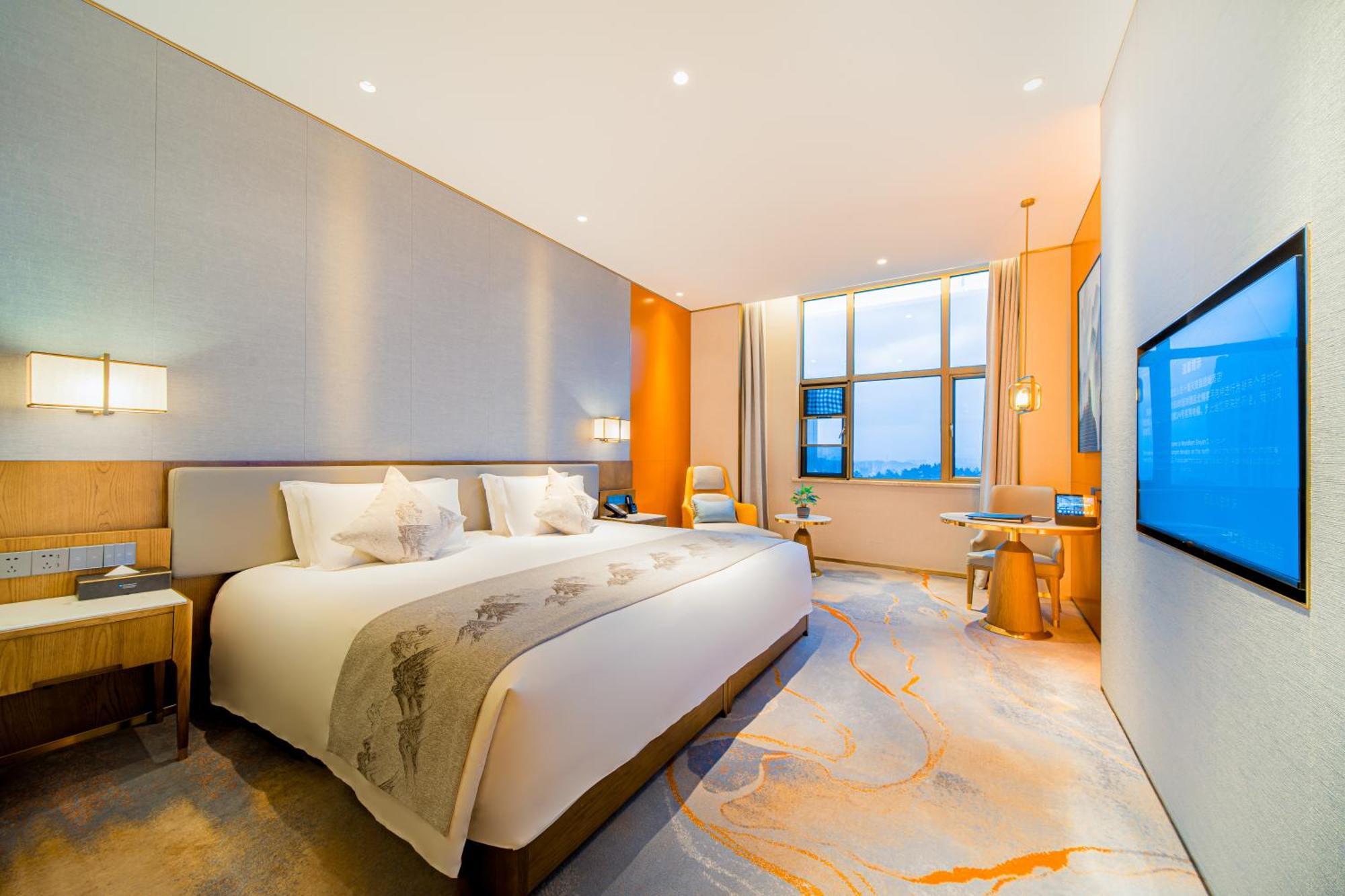 Wyndham Shiyan Downtown Hotel Екстериор снимка