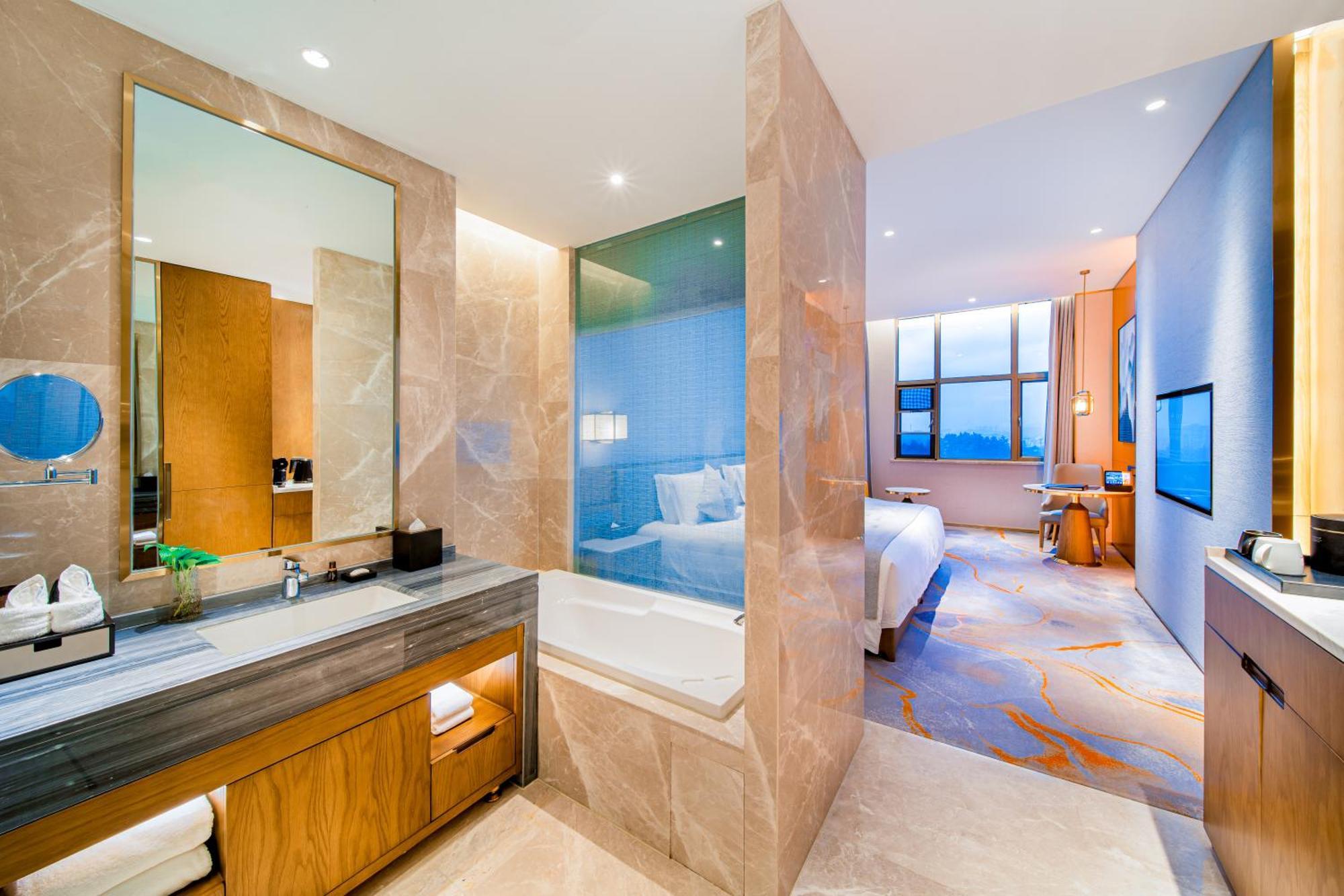 Wyndham Shiyan Downtown Hotel Екстериор снимка