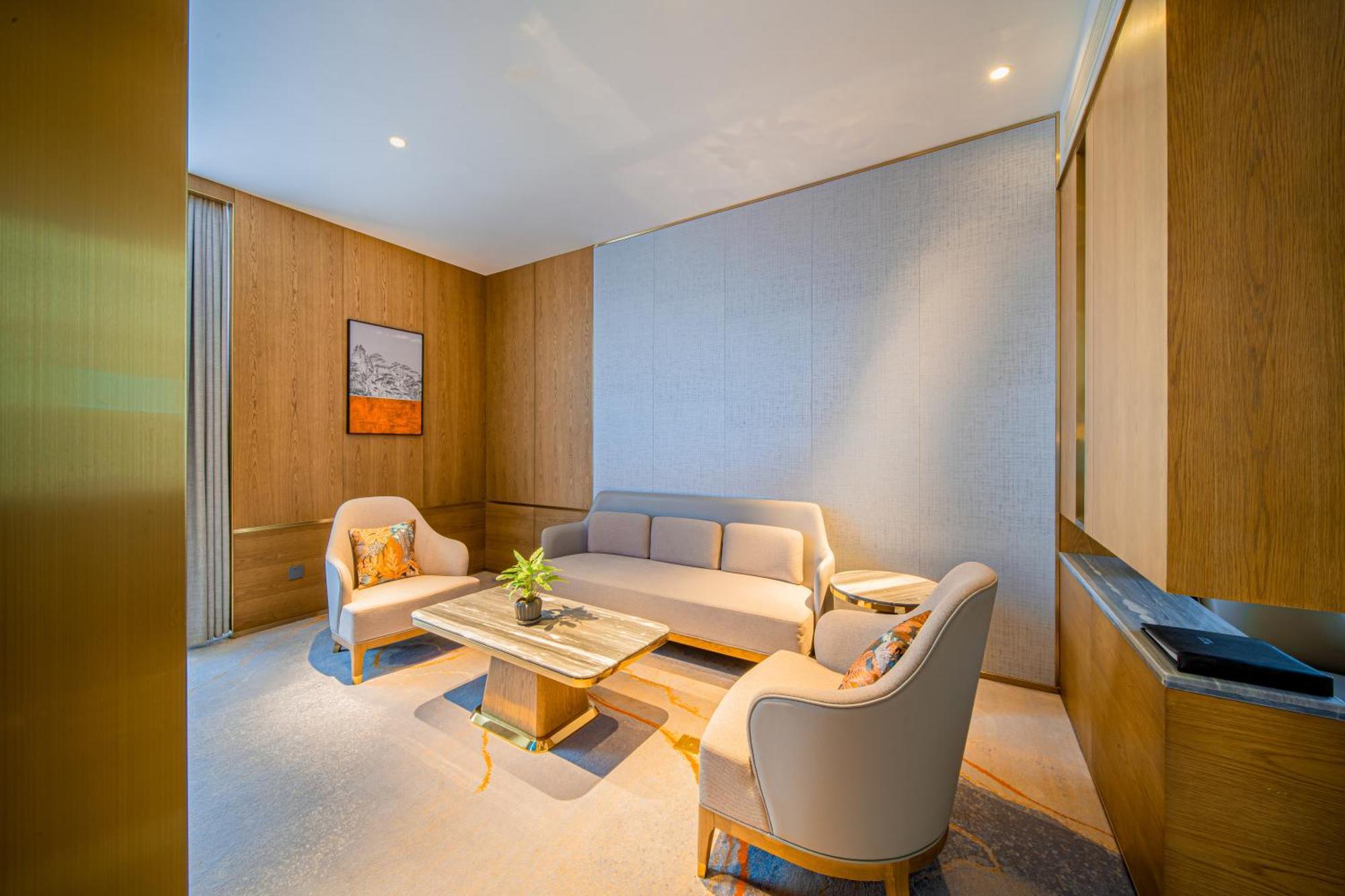 Wyndham Shiyan Downtown Hotel Екстериор снимка